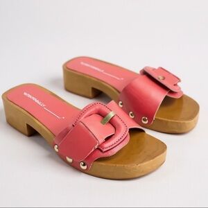 Intentionally Blank Mar Wooden Belt Buckle Clog Size 6.5/7 Eur 37 NEW Revolve